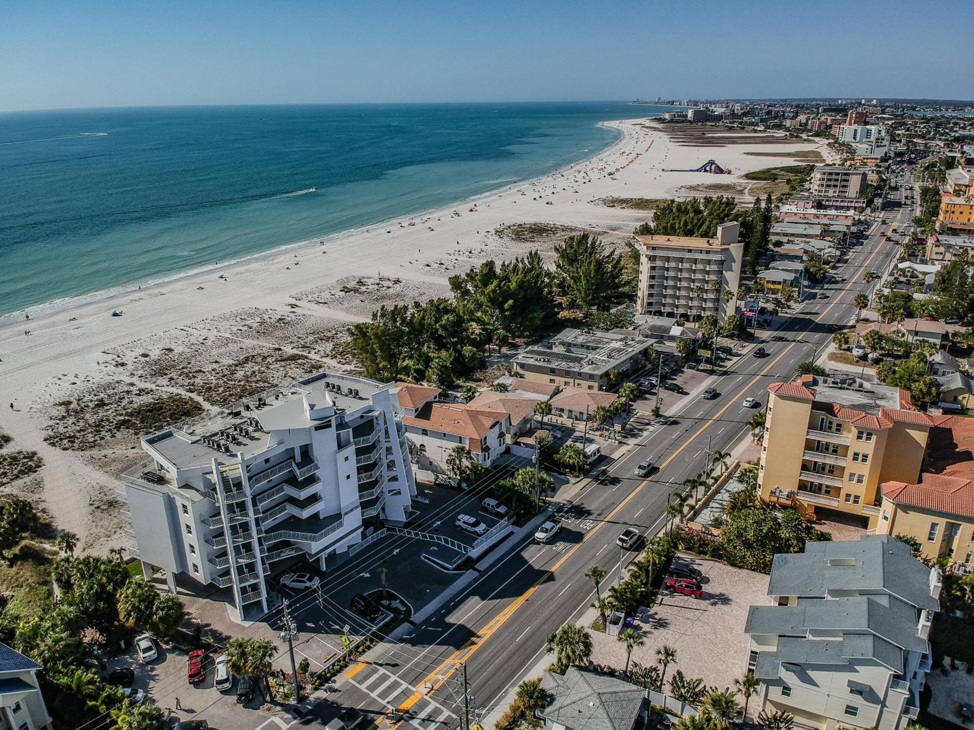 Villa Oceana 202 West St. Pete Beach Esterno foto