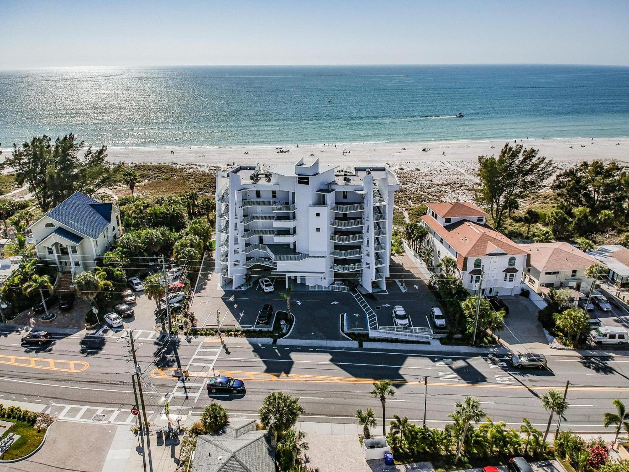 Villa Oceana 202 West St. Pete Beach Esterno foto